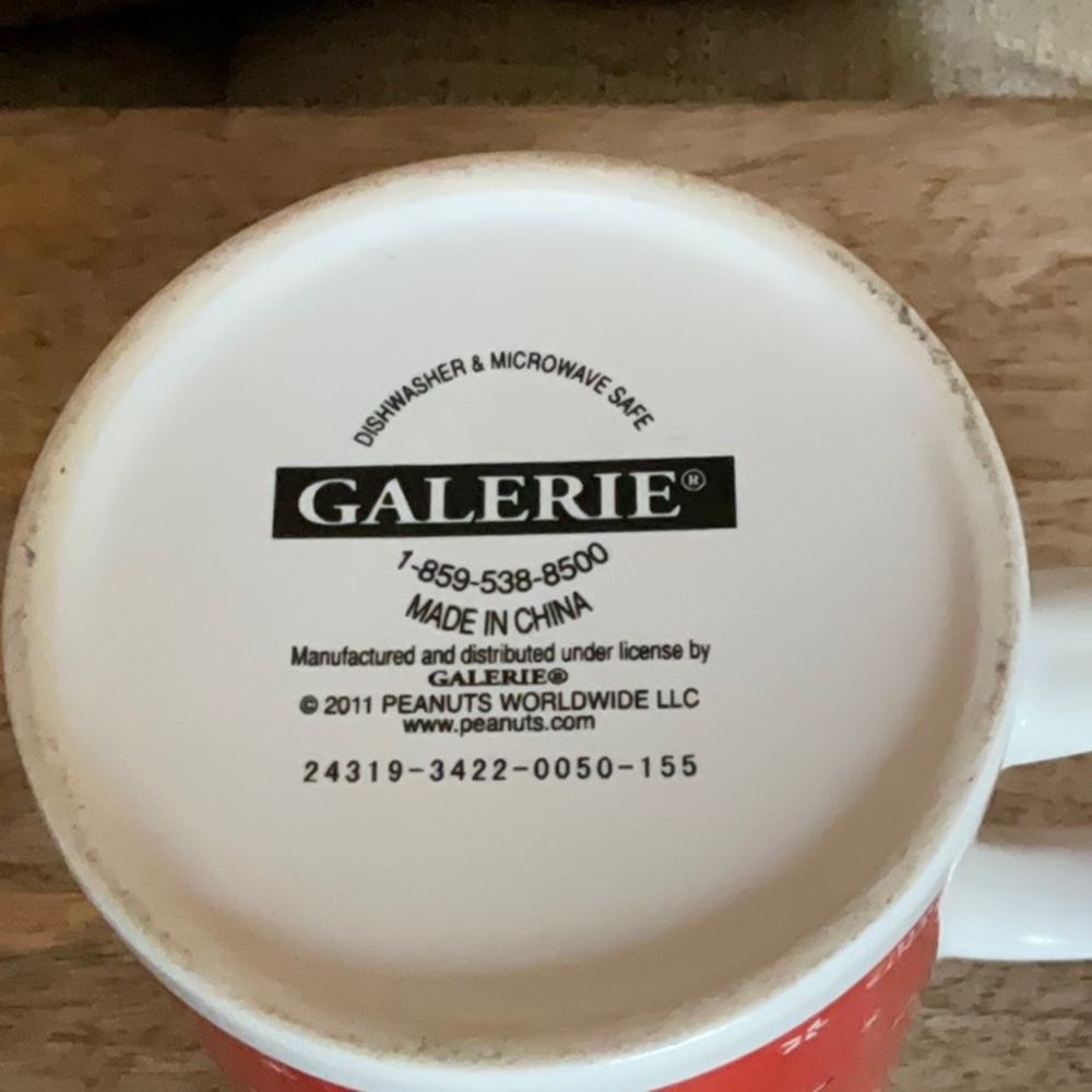 🌸3 for $18 🌸 Snoopy & Woodstock Christmas Seasons Greetings Coffee Mug, 2011 - Picture 8 of 9